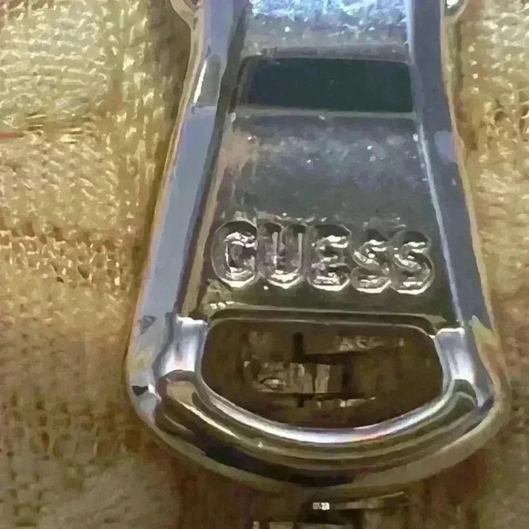 GUESS Women’s size 6 Sunny Yellow V-Neck Pleated A-Line Dress, gold zip front - Picture 13 of 13